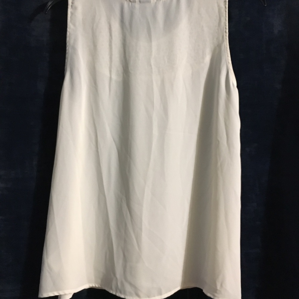 H&M Tank - Picture 4 of 4